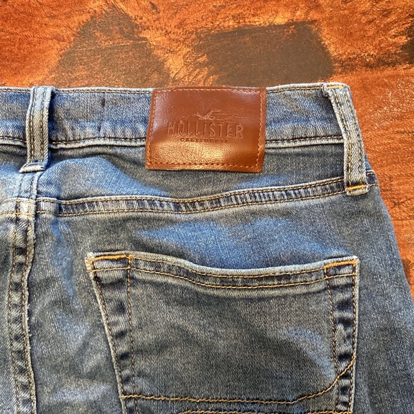 Hollister Ripped Super Skinny Jeans Size 30x32 - Picture 3 of 5